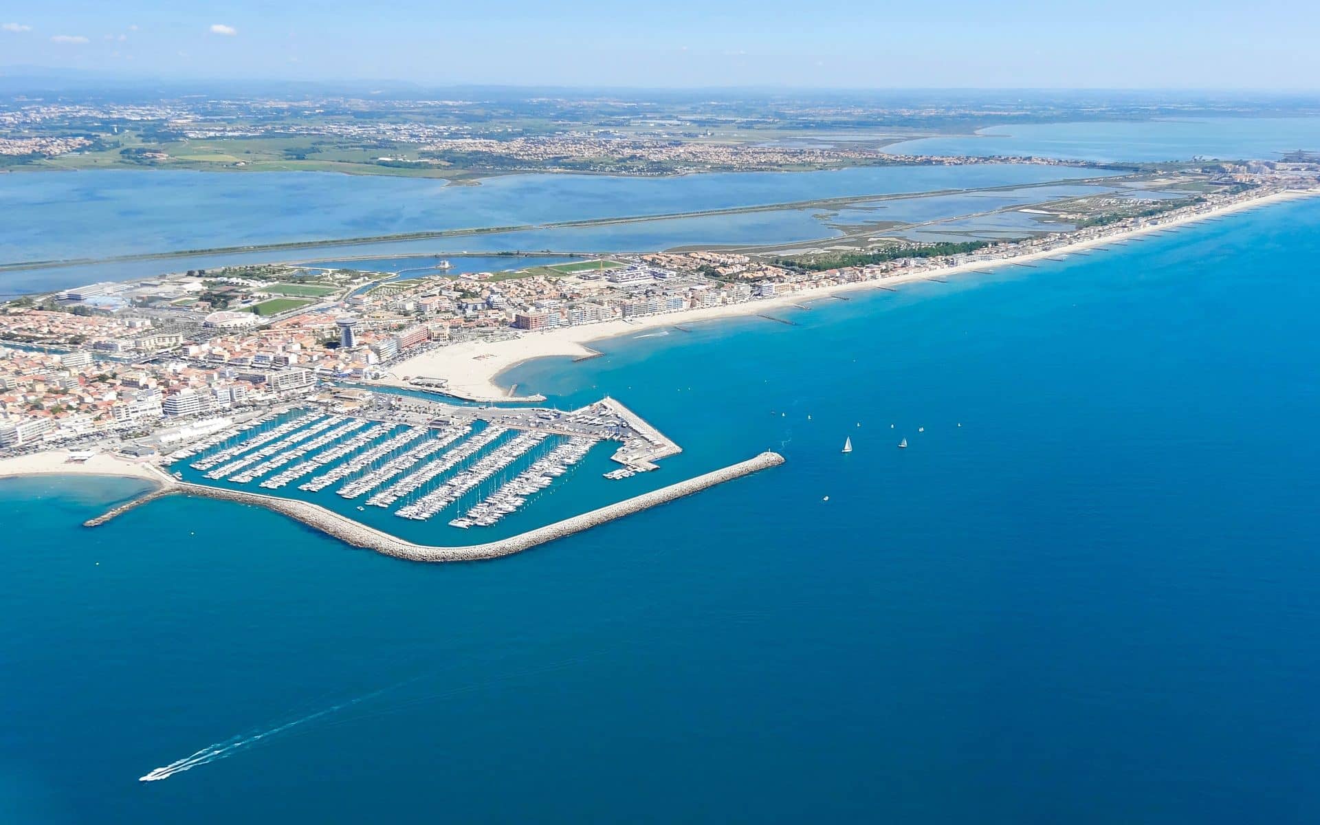 lac de vouglans mer cantine